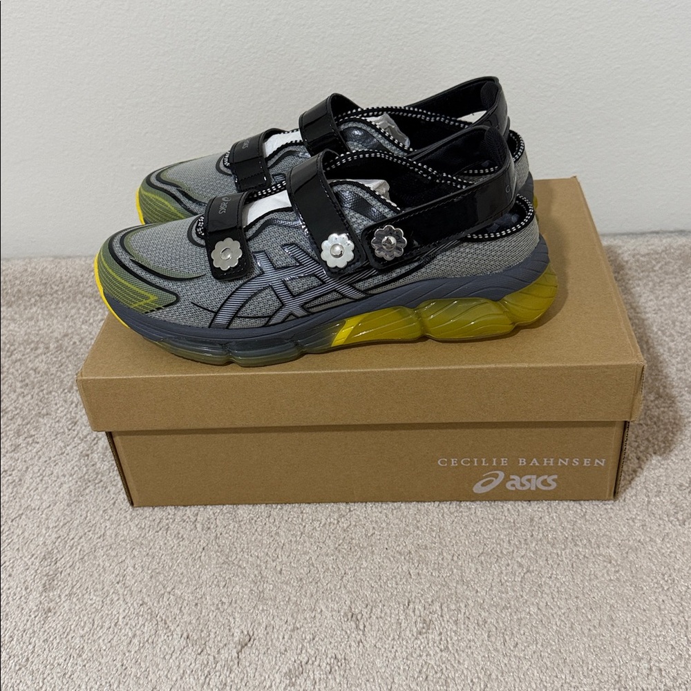 Cecilia Bunsen x ASICS Gel-Quantum 360 VIII